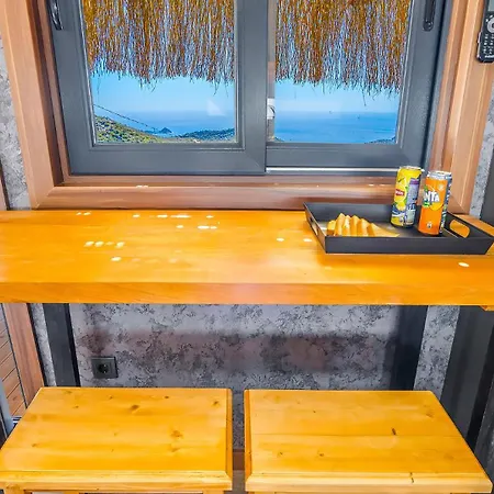 Lamazi Tiny House *